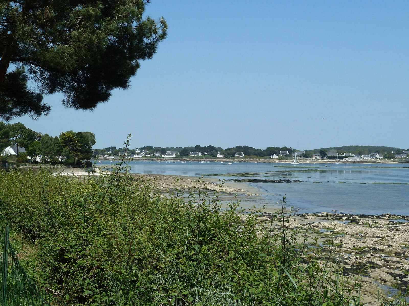 La Trinité-sur-Mer - Kervilen, plage en Morbihan